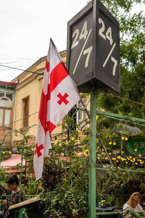 Heart Of The Old Tbilisi Apartment Exterior photo