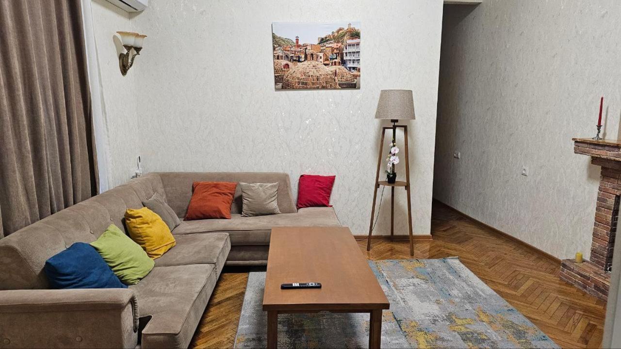 Heart Of The Old Tbilisi Apartment Exterior photo